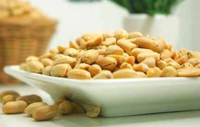 بادام زمینی برای قدرت